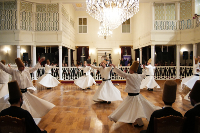 Aşkın Yolunda Sema Töreni