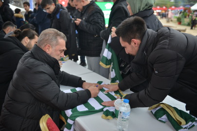 ‘Yeni Yıl Meydanı'nda Bursaspor coşkusu