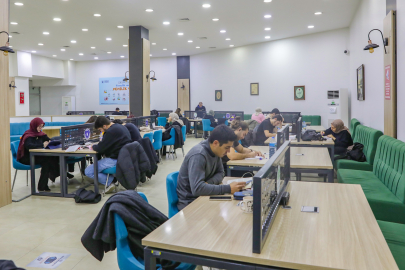 Bursa Büyükşehir, gençlerin yanında