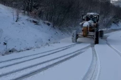 Karla kaplı yollar Bursa Büyükşehir’le açılıyor