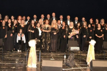 Yıldırım Gürses Şarkılarla Anılıyor