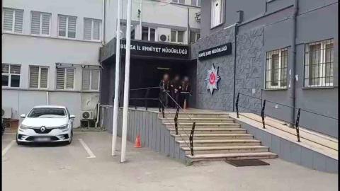 72 saatlik kamera incelendi, aranan şahıslara baskın yapıldı : 3 kişi yakalandı