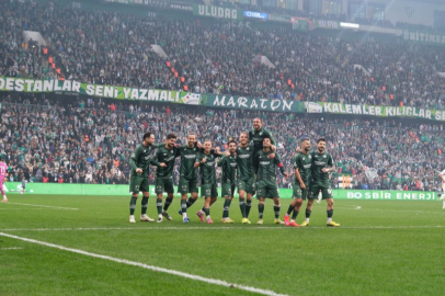 Bursalı şairden Bursaspor’a şiir