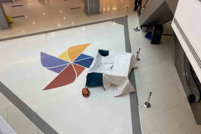 Bursa’da AVM’de esrarengiz ölüm