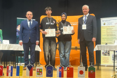 Yıldırım’dan Avrupa’da Robotik Şov