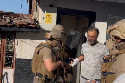 Özel harekat evi ablukaya aldı, yakalanınca "çalsaydınız açardım" dedi
